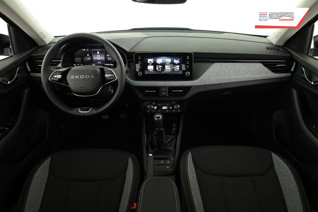 Skoda Kamiq Selection 1.0 TSI Selection, AHK, LED, Kamera, Ladeboden, Winter 
