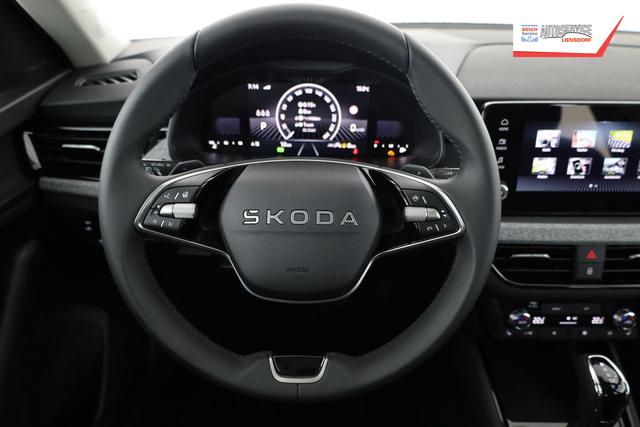 Skoda Kamiq Selection 1.5 TSI DSG Selection, AHK, LED, Kamera, Ladeboden, Winter, 16-Zoll 