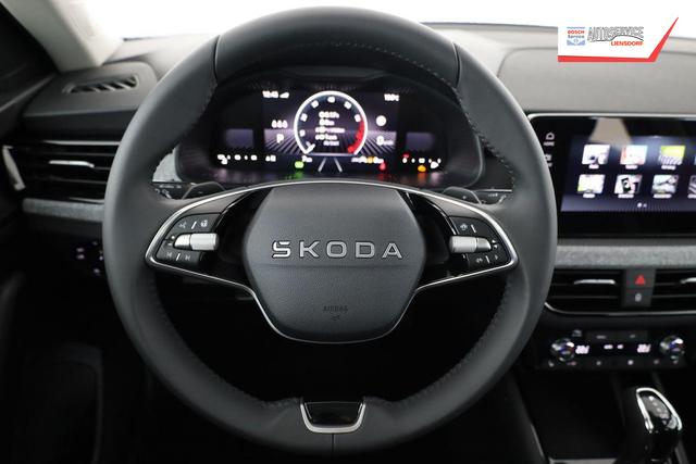 Skoda Kamiq Selection 1.5 TSI DSG Selection, AHK, LED, Kamera, Ladeboden, Winter, 16-Zoll 
