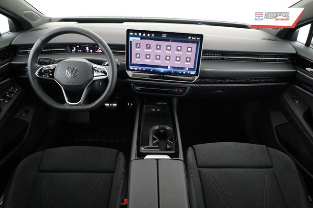 Volkswagen ID.7 Pro 210 kW Black, HuD, IQ.Light, IQ.Drive, AreaView, Side, 20-Zoll 