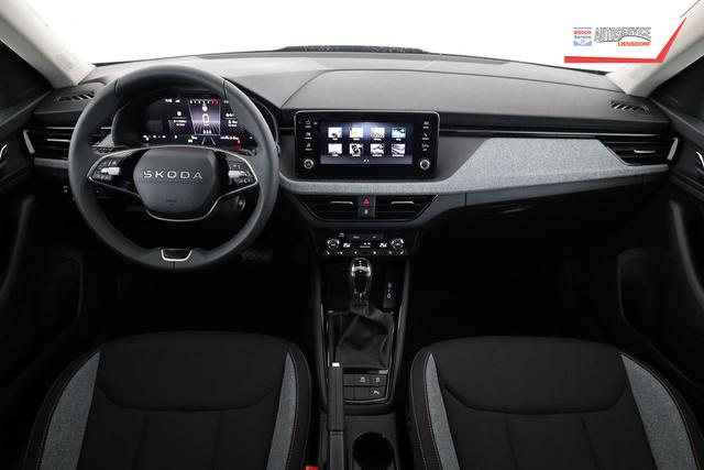 Skoda Kamiq Selection 1.5 TSI DSG Selection, AHK, LED, Kamera, Ladeboden, Winter, 16-Zoll 