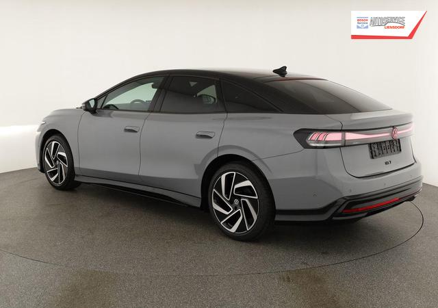 Volkswagen ID.7 Pro 210 kW Black, HuD, IQ.Light, IQ.Drive, AreaView, Side, 20-Zoll 