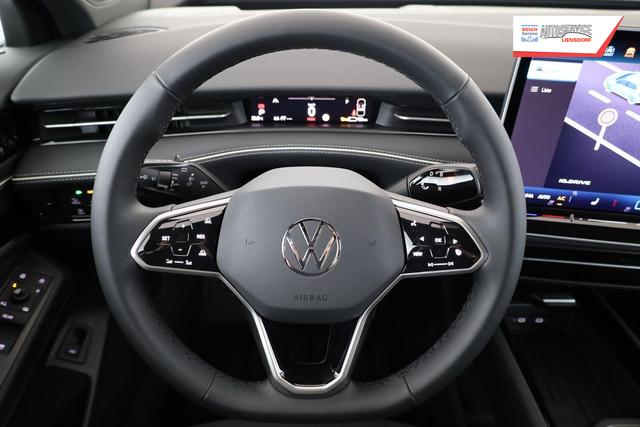 Volkswagen ID.7 Pro 210 kW Tourer Black, HuD, IQ.Light, IQ.Drive, AreaView, Side, 20-Zoll 