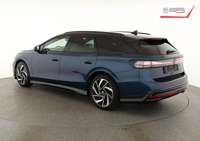 Volkswagen ID.7 Pro 210 kW Tourer Black, AHK, HuD, IQ.Light, IQ.Drive, AreaView, Side, 20-Zoll 