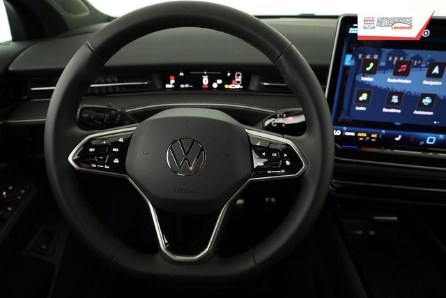 Volkswagen ID.7 Pro 210 kW Tourer Black, HuD, IQ.Light, IQ.Drive, AreaView, Side, 20-Zoll 