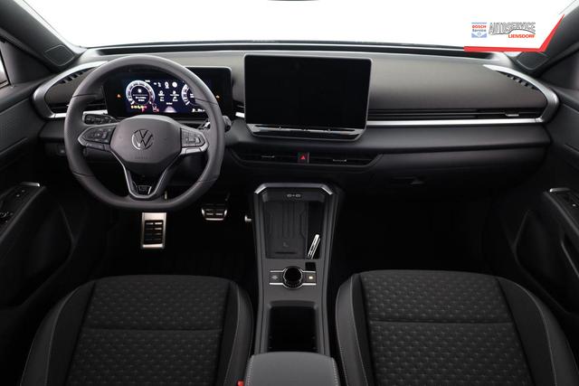 Volkswagen T-Roc 1.5 eTSI 110 kW R-Line DSG Black, neues Modell, 19-Zoll, Winter, sofort 