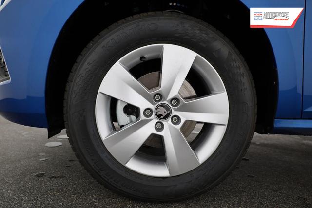 Skoda Kamiq Selection 1.5 TSI DSG Selection, LED, Kamera, Ladeboden, Winter, 16-Zoll 