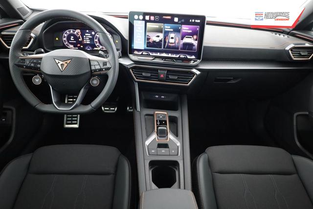 Cupra Formentor 2.0 TSI 150 kW 4Drive DSG 4Drive, grau matt, Pano, Navi, Matrix, el. Klappe, Side, AreaView, ACC, 19-Zoll 