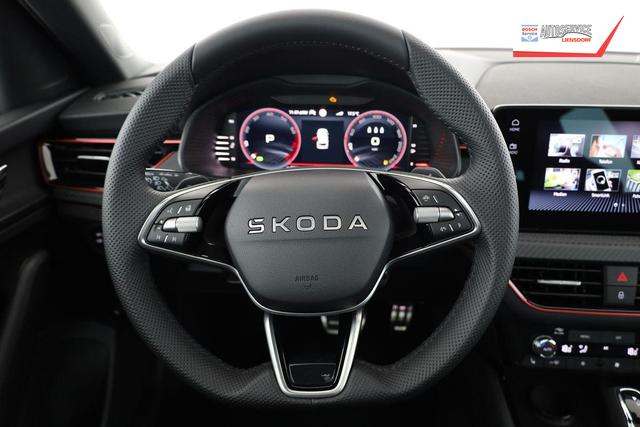 Skoda Kamiq Monte Carlo 1.0 TSI DSG Carlo, Pano, AHK, Navi, Matrix, el.Klappe, 18-Zoll, 5 J.-Garantie 