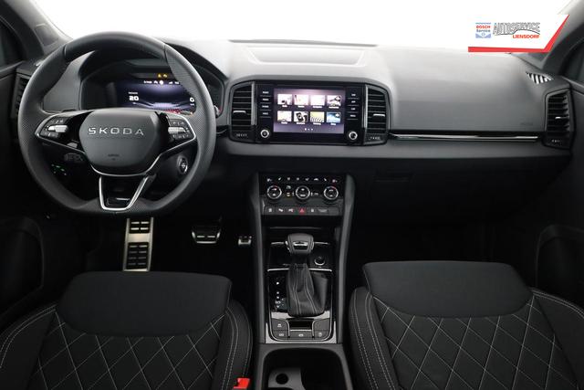 Skoda Karoq Sportline 1.5 TSI DSG Sportline, Pano, AHK, Navi, CANTON, Matrix, AreaView, Side, Kamera, el. Klappe, FS-beheizbar, 5 J.-Garantie 