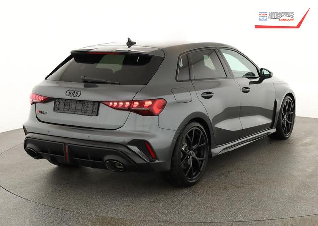Audi RS3 Sportback 2.5 294 kW TFSI quattro quattro, SONOS, Navi, Kamera, Side, 5 J.-Garantie 