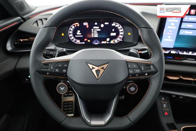 Cupra Terramar 1.5 eTSI 110 kW DSG, Pano, AHK, Matrix, Navi, HuD, el. Klappe, 20-Zoll 