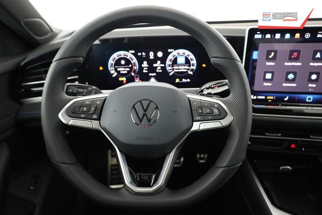 Volkswagen Passat Variant 2.0 TSI 150 kW R-Line DSG Black, Pano, AHK, Navi, IQ.Light, Side, Kamera, el. Klappe, 19-Zoll, 5 J.-Garantie 
