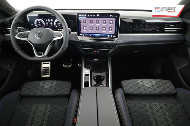 Volkswagen Passat Variant 2.0 TDI 110 kW R-line DSG Black, Pano, AHK, Navi, IQ.Light, Side, Kamera. el. Klappe, 19-Zoll, 5 J.-Garantie 
