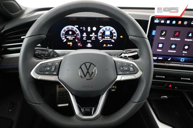 Volkswagen Passat Variant 2.0 TSI 150 kW R-Line DSG Black, Pano, AHK, Navi, IQ.Light, Side, Kamera, el. Klappe, 19-Zoll, 5 J.-Garantie 