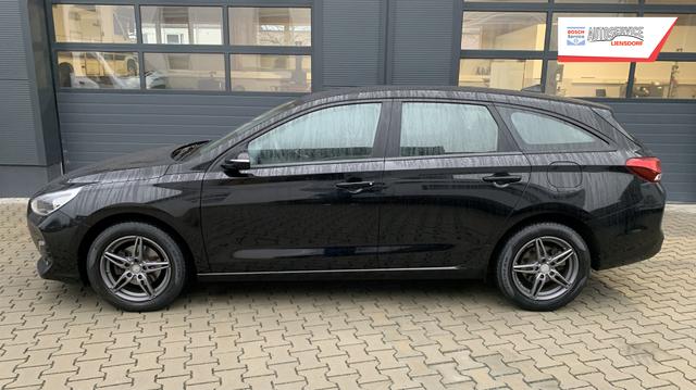 Hyundai i30 Kombi 1.4 Trend*CarPlay*SHZ*PDC*GJR*Lane Assist*Navi*RFK* 