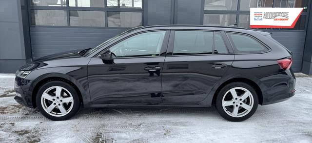 Skoda Octavia Combi 2.0 TDI DPF Style*DSG*LED*CarPlay*SHZ*8-Fach* 