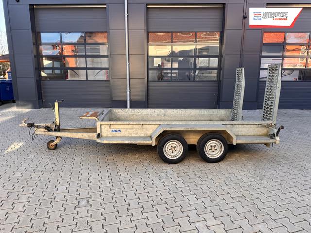 Saris Magnum Explorer 300 Baumaschinenanh&auml;nger EZ: 06/2015 