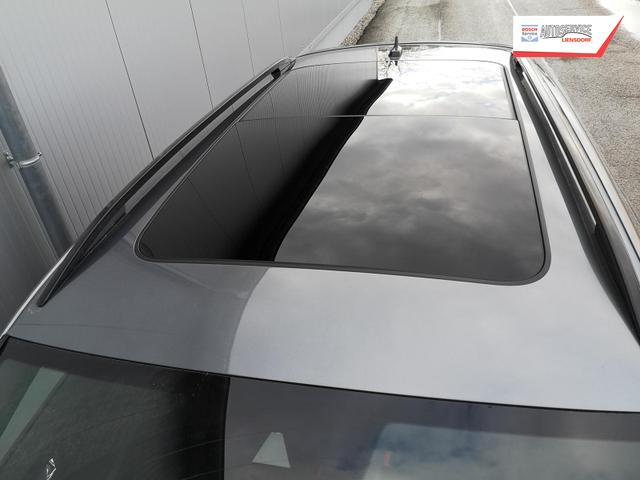 Skoda Karoq Sportline 2.0TDI DSG 4x4 AHK Matrix Pano Sound Leder 19 Zoll 