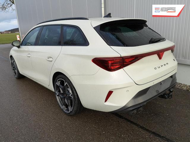 Cupra Leon Sportstourer 2.0 TSI 245 kW 4Drive VZ Kombi 2.0TSI DSG 4x4 AHK GV5 LED el. Hk 