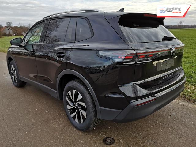 Volkswagen Tiguan 2.0 TDI 110 kW Life Pano IQ LED Head GV5 AHK 360 