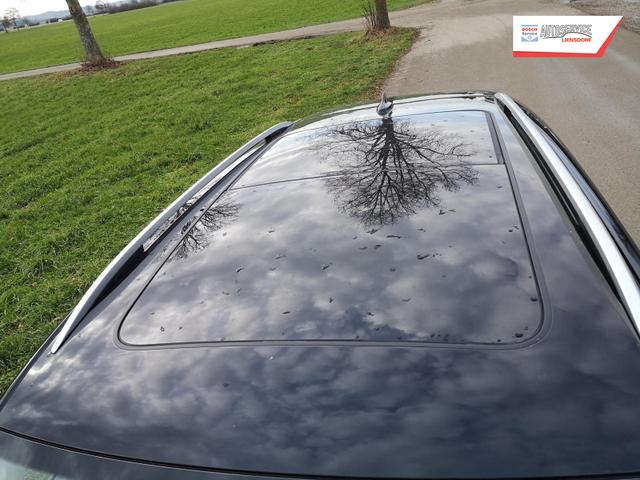 Volkswagen Tiguan 2.0 TDI 110 kW Life Pano IQ LED Head GV5 AHK 360 