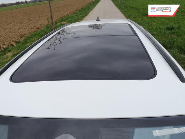 Skoda Superb Combi 1.5 TSI iV 150 kW Sportline Kombi Head Up Pano AHK GV5 