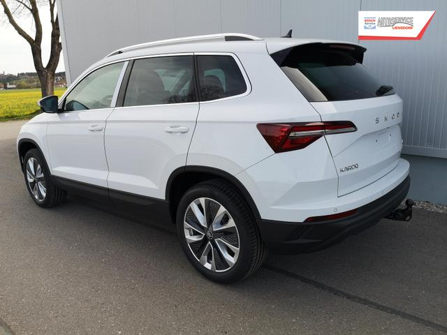 Skoda Karoq Selection 2.0 TDI DSG 4x4 GV5 AHK 18 Ladeb 