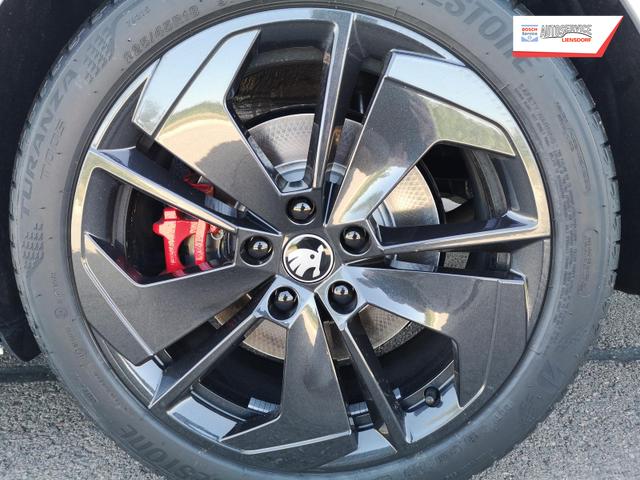 Skoda Octavia Combi 2.0 TSI 195 kW RS Kombi 2.0TSI Pano Matrix Area AHK Sound GV5 