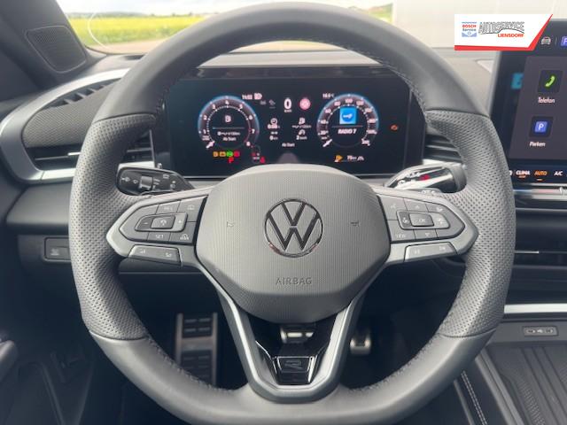 Volkswagen T-Roc 1.5 eTSI 110 kW R-Line Pano Black GV5 19 Zoll 