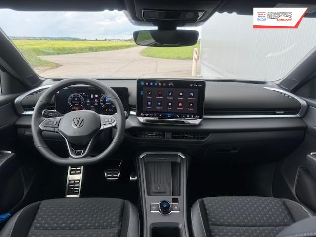 Volkswagen T-Roc 1.5 eTSI 110 kW R-Line Pano Black GV5 19 Zoll 