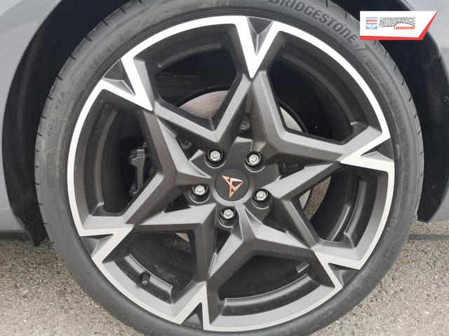 Cupra Leon Sportstourer 2.0 TSI 245 kW 4Drive VZ Kombi ST 2.0TSI ABT AHK ACC 