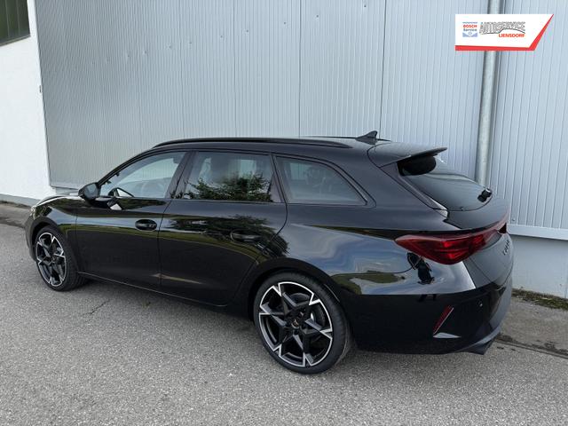 Cupra Leon Sportstourer 2.0 TSI 245 kW 4Drive VZ Kombi ST 2.0TSI AHK Sound ACC 