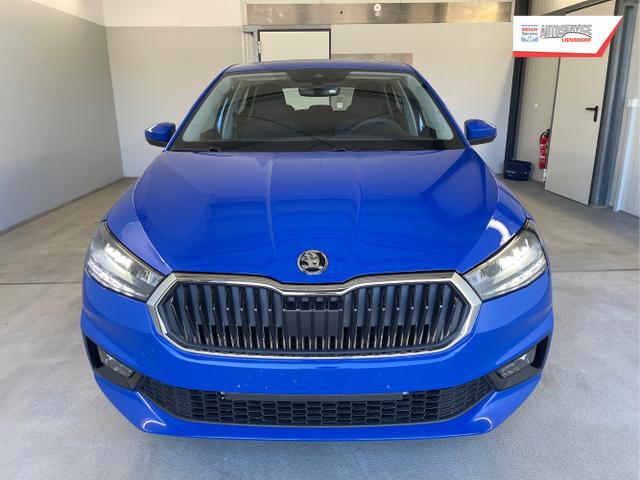 Skoda / Fabia / Blau / / / 115PS App Connect