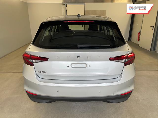 Skoda / Fabia / Silber / / / 95PS Sitzheizung+App-Connect