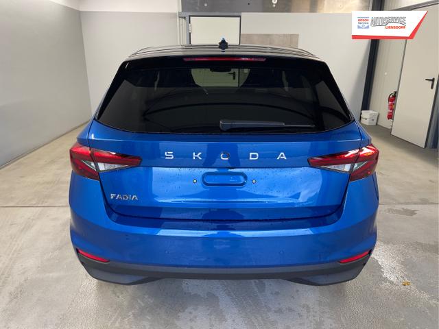 Skoda / Fabia / Blau / / / Selection 115PS DSG AHK+Dynamic+Kamera+Kessy+Alu16+Sitzheiz+Climatron+PDCvohi 