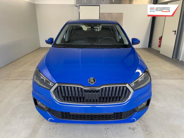 Skoda / Fabia / Blau / / / 95PS Sitzheizung+4 Jahre Garantie