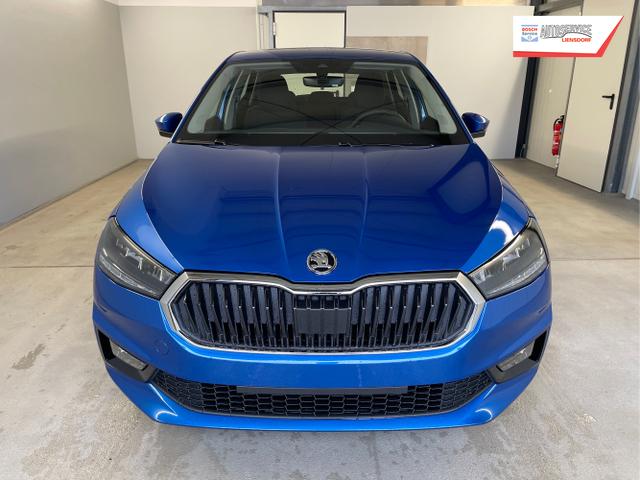 Skoda / Fabia / Blau / / / 95PS Sitzheizung+4 Jahre Garantie