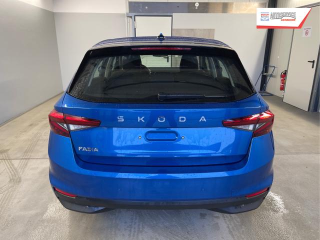 Skoda / Fabia / Blau / / / 95PS AHK+Sitzheizung+Lenkradheizung