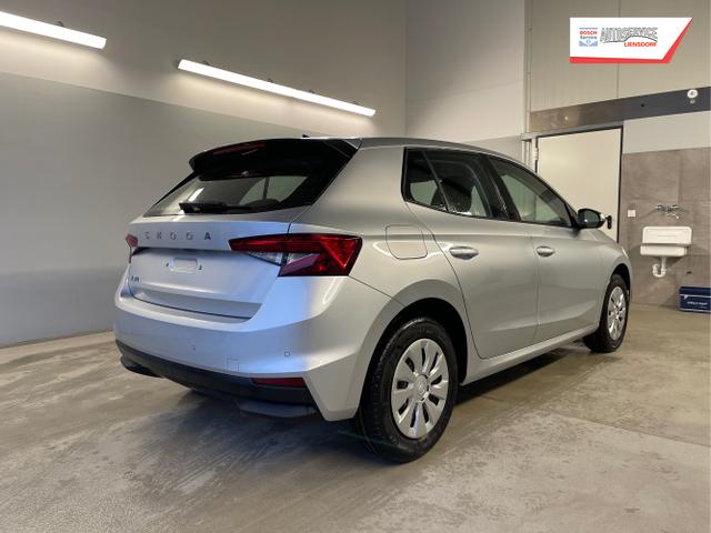 Skoda / Fabia / Silber / / / 95PS AHK+Sitzheizung+Lenkradheizung