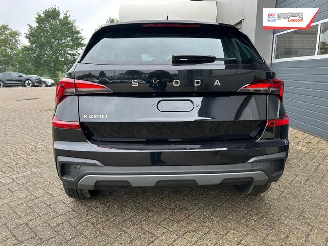Skoda Kamiq 1.0 TSI 115PS DSG Selection Matrix-LED Sitzheizung Garantieverlängerung Klimaautomatik Parksensoren Skoda-Radio drahtlos Apple CarPlay + Android Auto Digital Cockpit Tempomat abg.Scheiben 