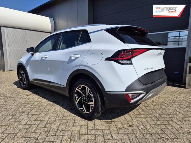 Kia Sportage Vision 1.6 T-GDi MHEV 160PS Sitzheizung Lenkradheizung Klimaautomatik Navi Bluetooth Touchscreen Apple CarPlay Android Auto PDC v+h Rückf.Kamera Tempomat 17"LM 