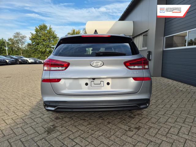 Hyundai i30 Kombi 1.5 T-GDI 95PS Sitzheizung Lenkradheizung Klimaautomatik Tempomat Navi Apple CarPlay + Android Auto PDC v+h Rückf.Kamera 17-LM 