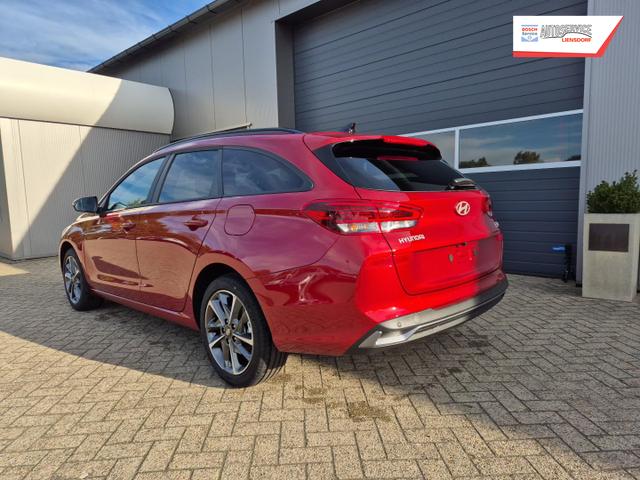Hyundai i30 Kombi 1.5 T-GDI 95PS Sitzheizung Lenkradheizung Klimaautomatik Tempomat Navi Apple CarPlay + Android Auto PDC v+h Rückf.Kamera 17-LM 