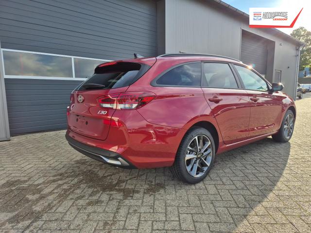 Hyundai i30 Kombi 1.5 T-GDI 95PS Sitzheizung Lenkradheizung Klimaautomatik Tempomat Navi Apple CarPlay + Android Auto PDC v+h Rückf.Kamera 17-LM 