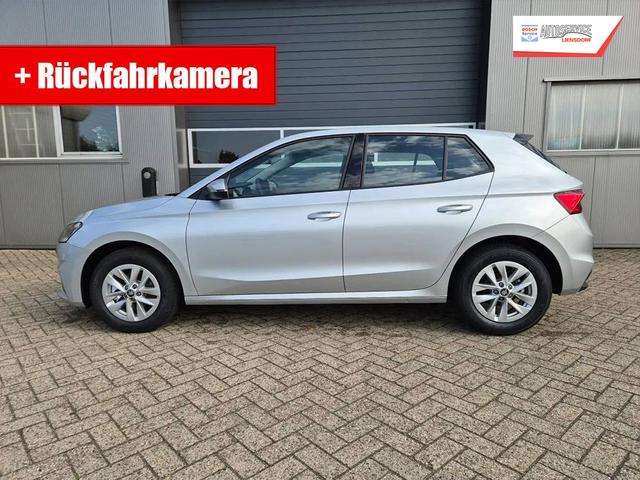 Skoda Fabia 1.0 TSI 115PS DSG Selection 5-türig 15"LM Rückf.Kamera Parksensoren Sitzheizung Multifunktionslenkrad Klima Skoda-Radio Bluetooth Touchscreen Tempomat Nebelsch. Apple CarPlay + Android Auto 