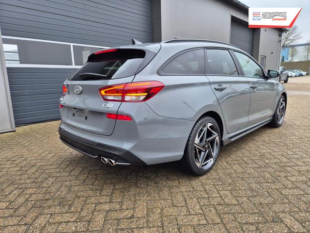 Hyundai i30 Kombi 1.6 T-GDI 150PS Automatik N-Line Sitzheizung Lenkradheizung Klimaautomatik Navi 10,3"-Touchscreen Bluelink Apple CarPlay + Android Auto PDC v+h R&uuml;ckf.Kamera 18-LM 