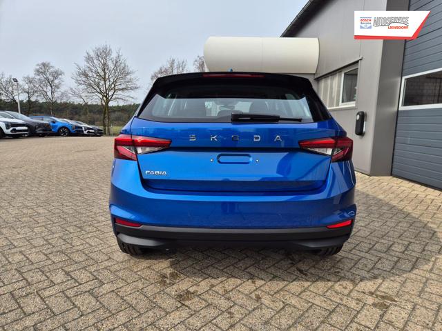 Skoda Fabia 1.0 TSI 95PS Selection 5-t&uuml;rig R&uuml;ckf.Kamera Parksensoren Sitzheizung Multifunktionslenkrad Klima Skoda-Radio Bluetooth Touchscreen Tempomat Nebelsch. Apple CarPlay + Android Auto 