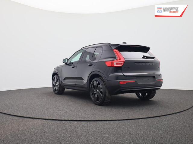 Volvo XC40 2.0 Black Edition Plus B4 Mild-Hybrid 197PS Automatik elektr. PanoDach R&uuml;ckf.Kamera PDC v+h ACC el.Heckklappe Harman/Kardon-Sound Klimaautomatik Sitzheizung Lenkradheizung Apple CarPlay Android Auto 20-LM 