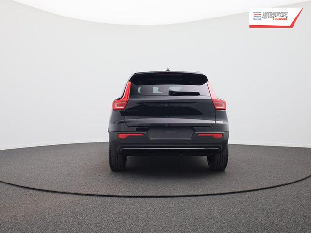 Volvo XC40 2.0 Black Edition Plus B4 Mild-Hybrid 197PS Automatik elektr. PanoDach R&uuml;ckf.Kamera PDC v+h ACC el.Heckklappe Harman/Kardon-Sound Klimaautomatik Sitzheizung Lenkradheizung Apple CarPlay Android Auto 20-LM 